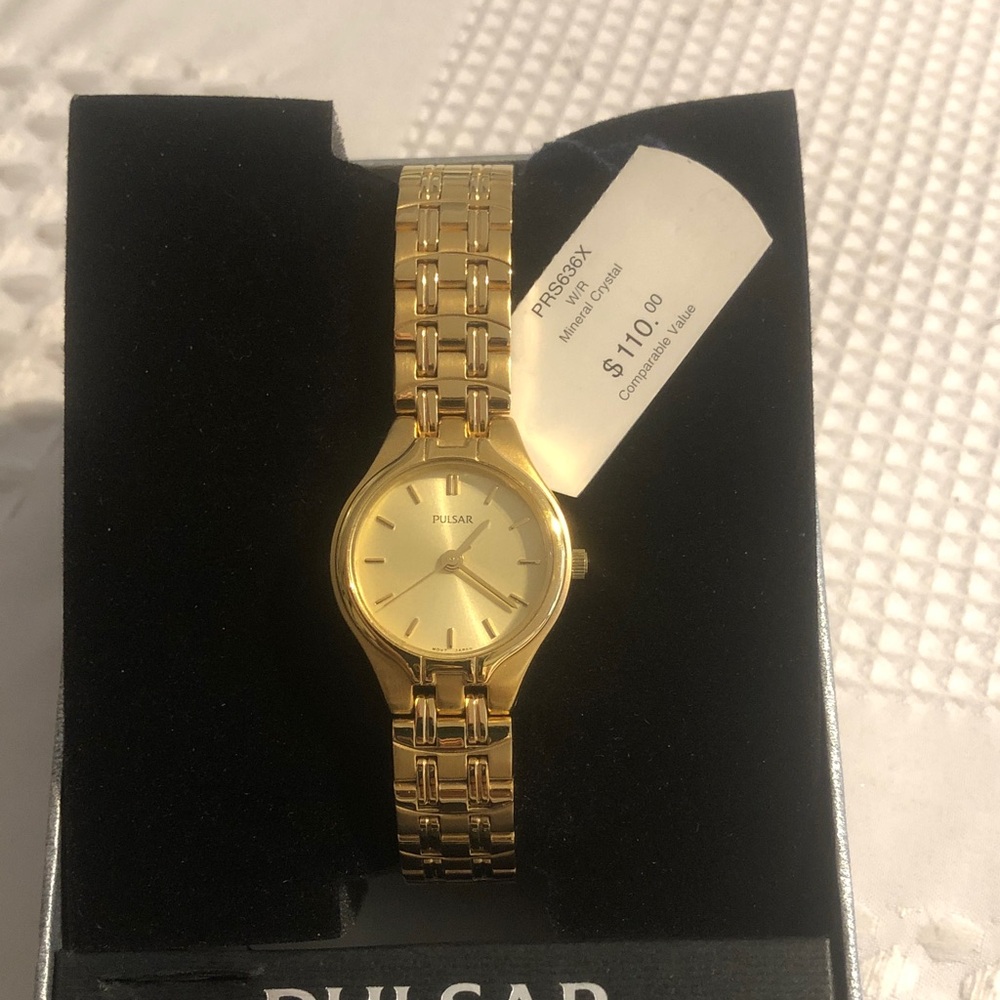 Pulsar Women's Gold Watch with Link Bracelet